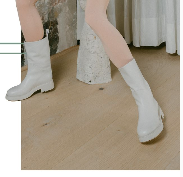 strat blanche 1